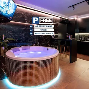  Apartament Jacuzzi Glass-house Station
